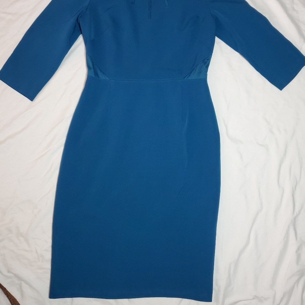 Dress - Picture 3 of 4